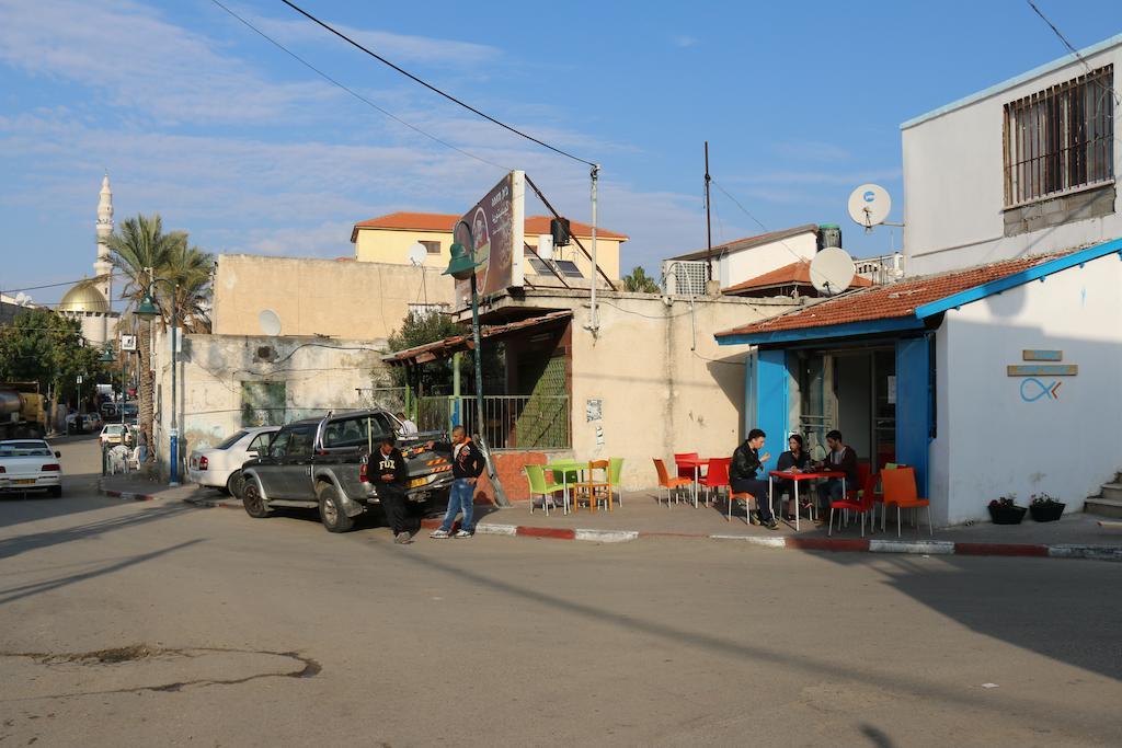 Juha'S Guesthouse - Zarqa Bay Jisr ez Zarqa Eksteriør billede